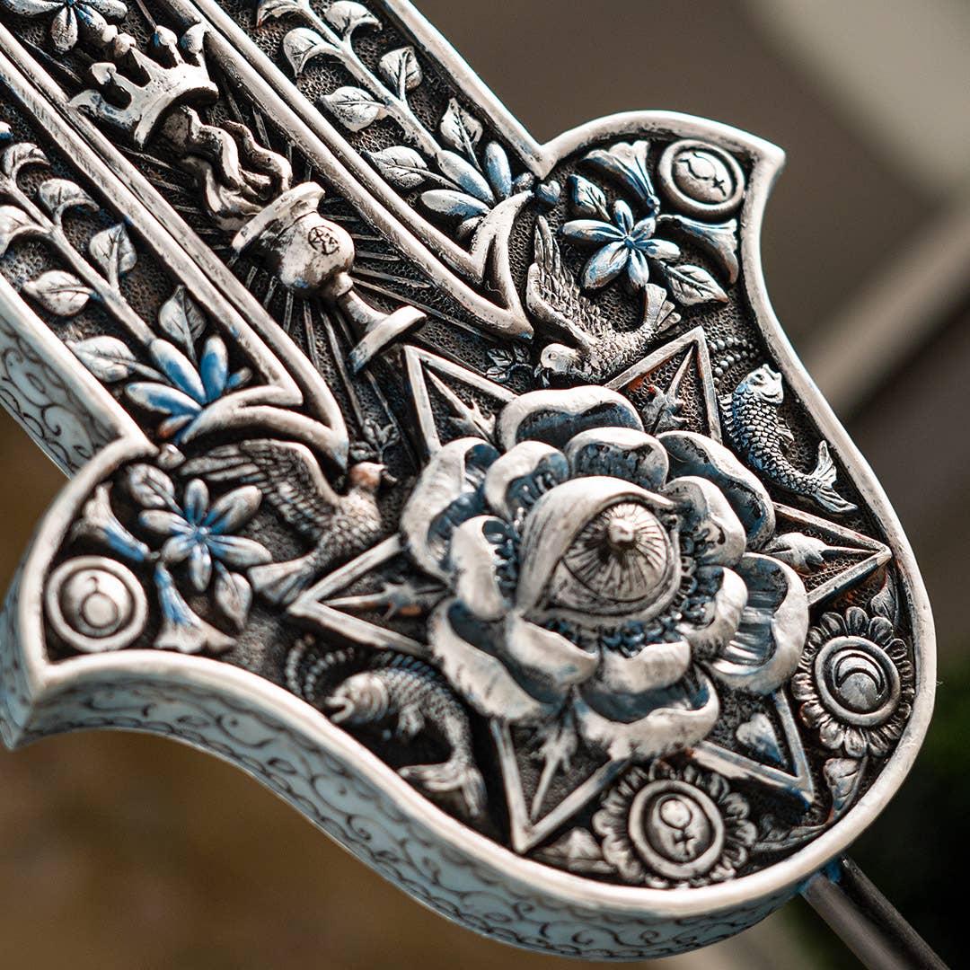 Hamsa Statue