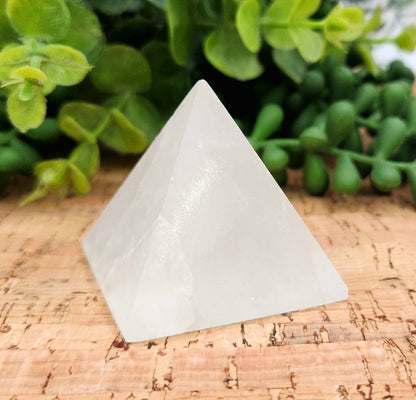 Selenite Pyramid Charging/Cleansing - Approximate Size 4-5cm