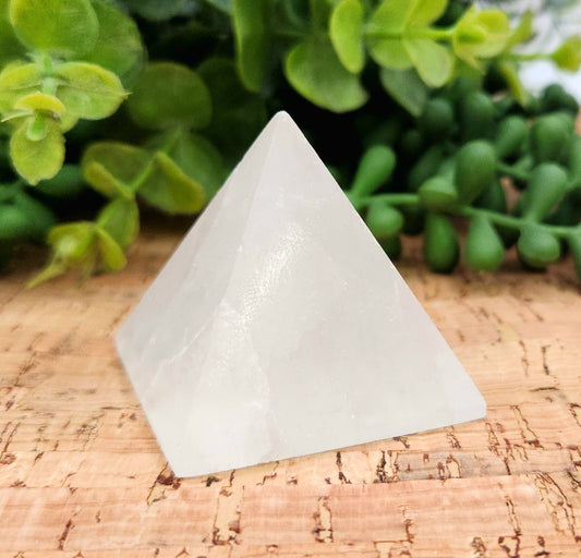 Selenite Pyramid Charging/Cleansing - Approximate Size 4-5cm