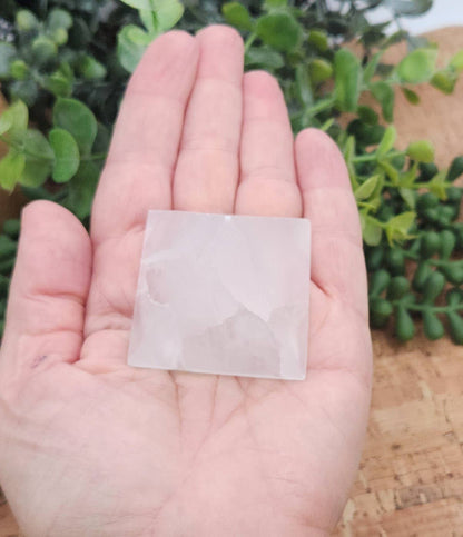 Selenite Pyramid Charging/Cleansing - Approximate Size 4-5cm