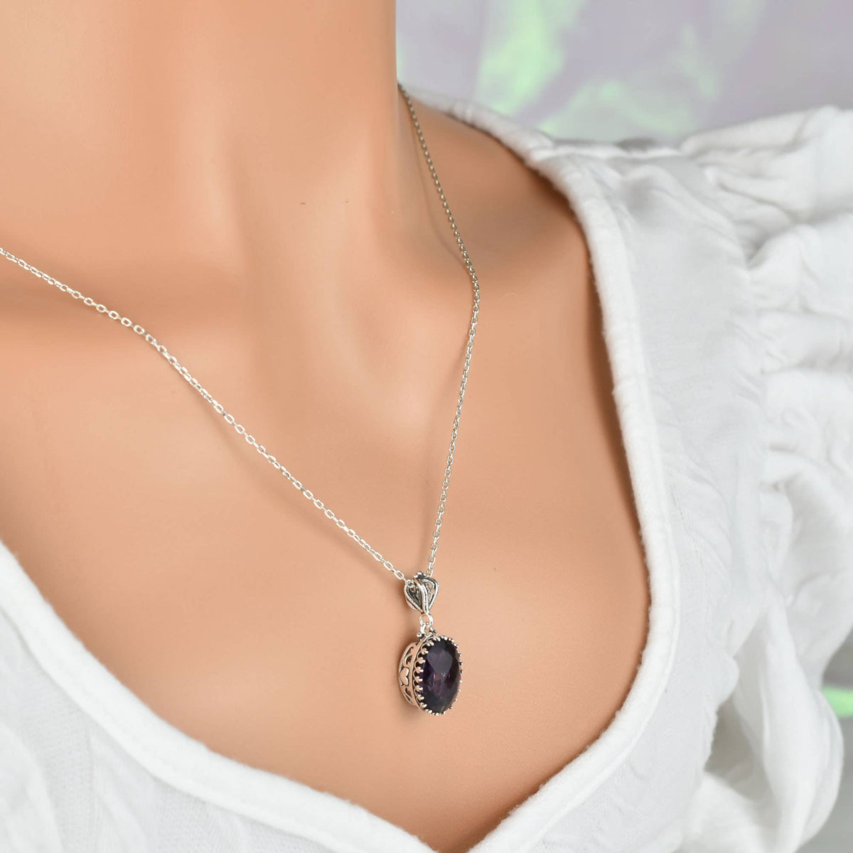 925 Silver Filigree Heart Detailed Amethyst Gemstone Woman Pendant Necklace