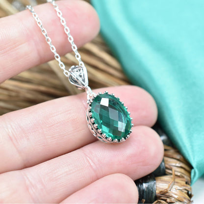 925 Silver Filigree Heart Detailed Emerald Gemstone Woman Pendant Necklace